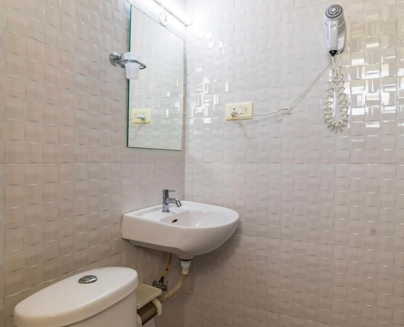 Sancta Maria Apartment Nedumbassery