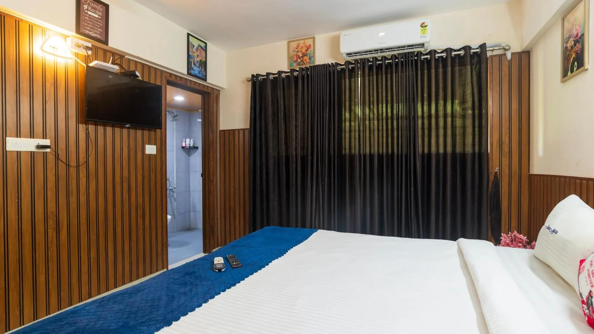 Sancta Maria Apartment Nedumbassery 0*,  India